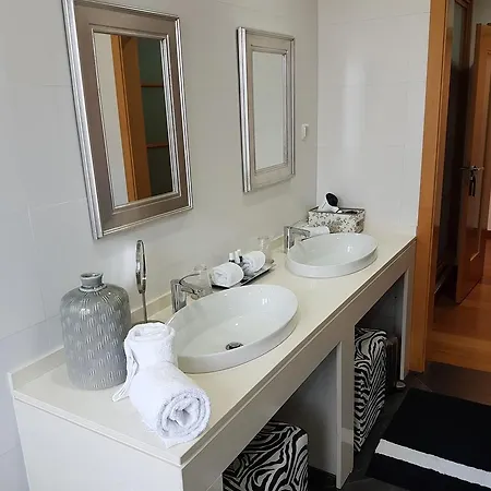 Bed and breakfast Door 12 *